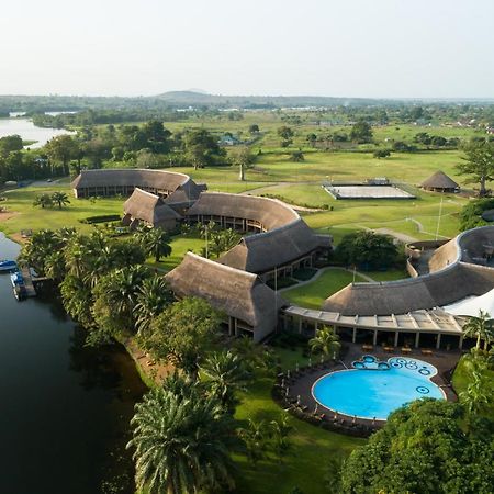 The Royal Senchi Hotel And Resort Akosombo エクステリア 写真